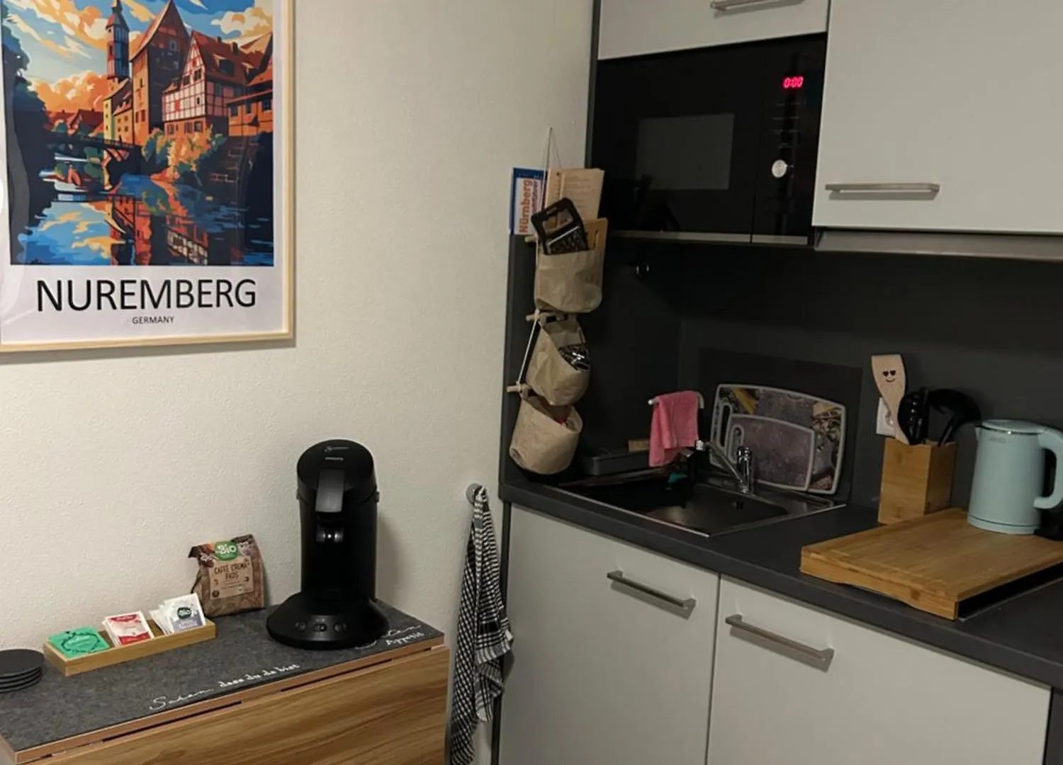 Modernesminizimmer-Stadtnah-Selfcheckin-Parkplatz Norimberk