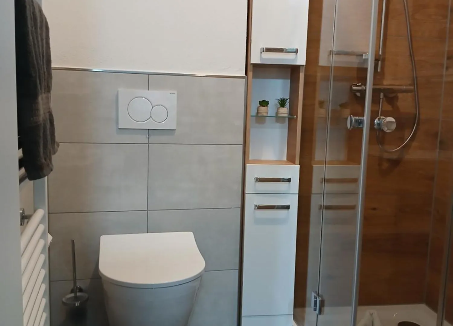 Апартаменты Modernesminizimmer-Stadtnah-Selfcheckin-Parkplatz Нюрнберг Германия