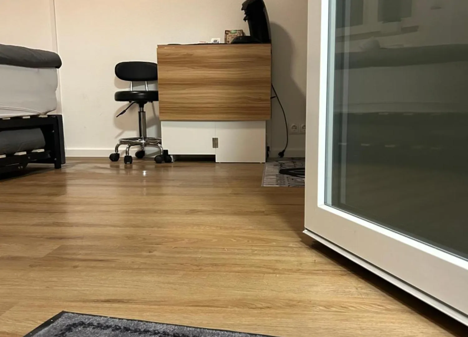 Modernesminizimmer-Stadtnah-Selfcheckin-Parkplatz Нюрнберг 0*,