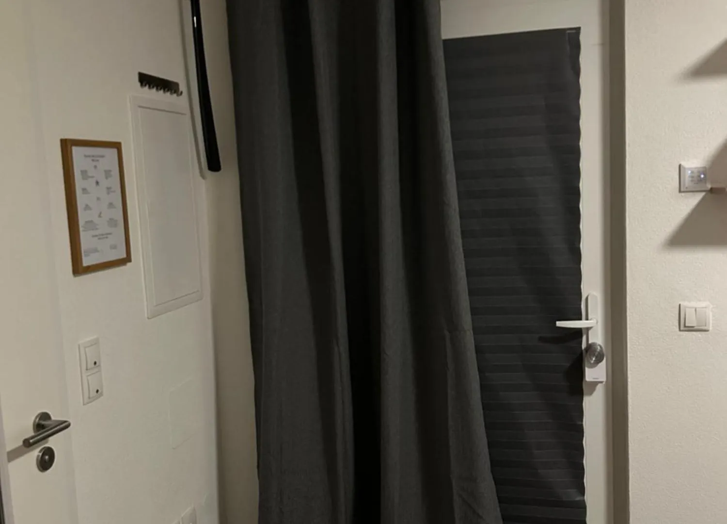 Modernesminizimmer-Stadtnah-Selfcheckin-Parkplatz Нюрнберг 0*,  Германия